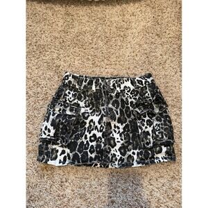 Forever 21 Leopard Print Cargo Mini Skirt Black White Animal Print Size M